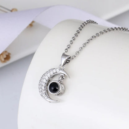 Crescent Moon NKL สร้อยคอรูปถ่ายส่วนตัว