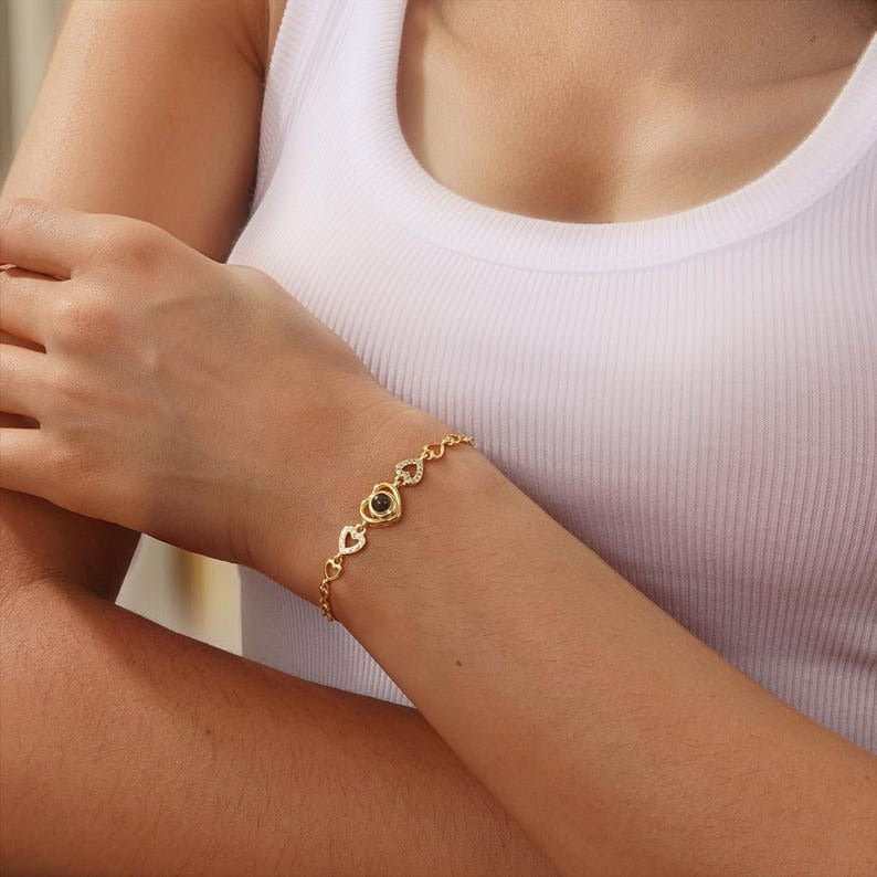 Heart Link BRC สร้อยข้อมือรูปภาพเฉพาะตัว