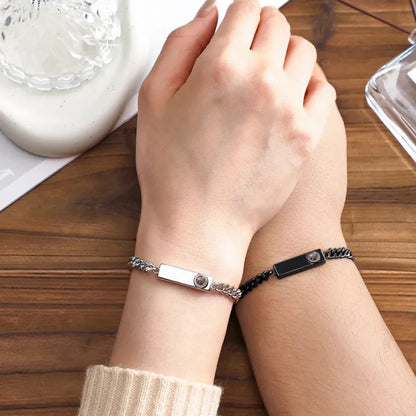 Saga BRC สร้อยข้อมือรูปภาพเฉพาะตัว